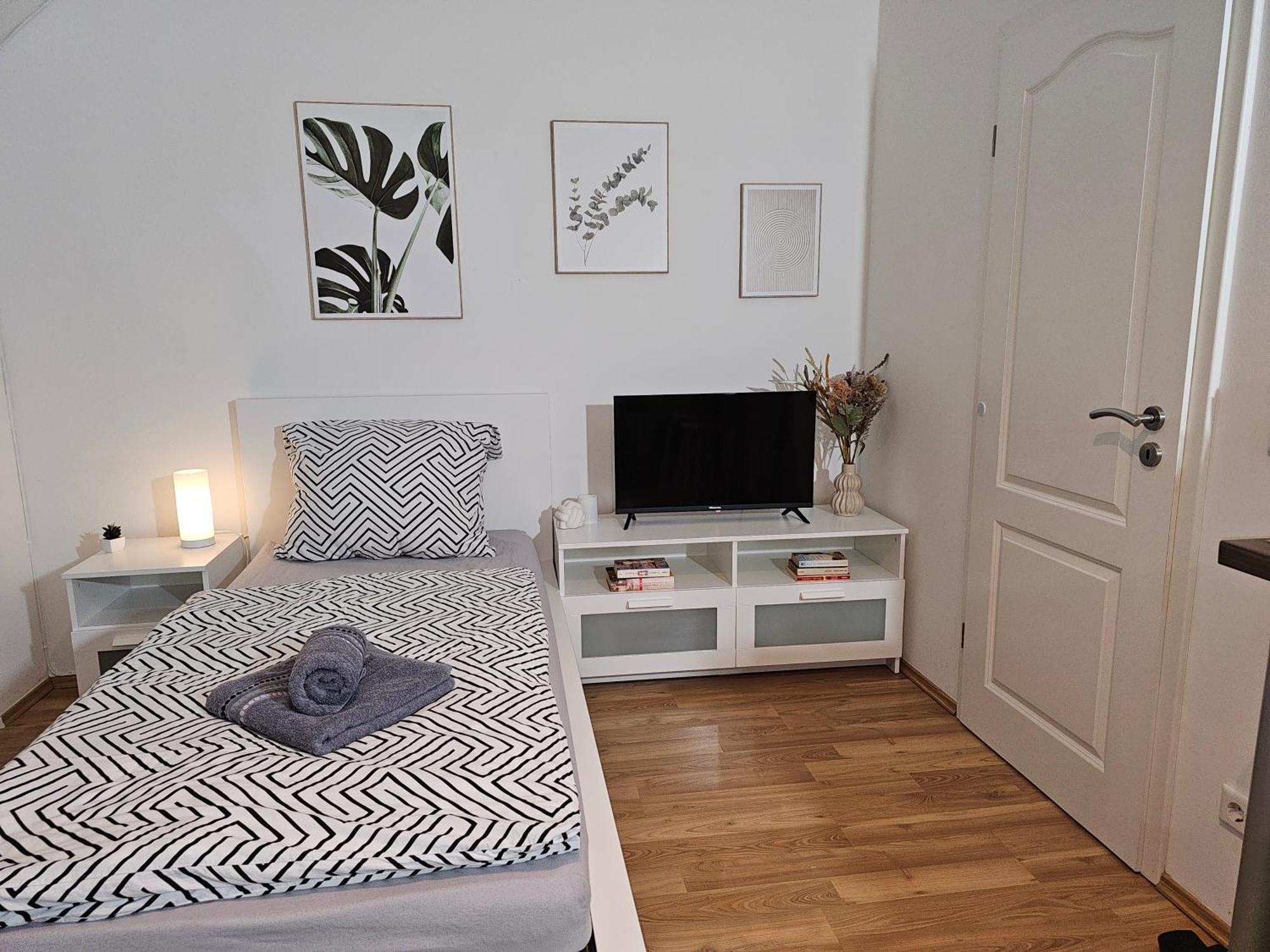 Modern Studio Near Duesseldorf Airport & Messe/Fair Meerbusch Zewnętrze zdjęcie